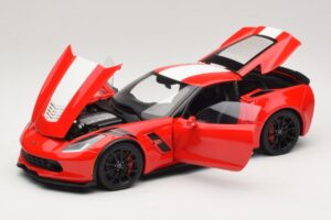 Chevrolet Corvette C7 Grand Sport Punane Valgete Triipudega AUTOart 1:18 71274 Komposiit - pilt 2/8