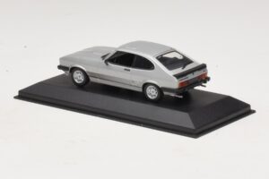 Ford Capri RS Mk1 Hõbe Minichamps 1:43 430085804 Metall - pilt 3/4