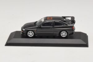 Ford Escort RS Cosworth Must Metallik Minichamps 1:43 430082106 Metall