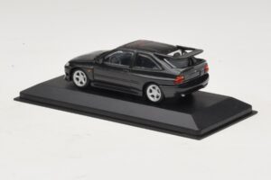 Ford Escort RS Cosworth Must Metallik Minichamps 1:43 430082106 Metall - pilt 3/4