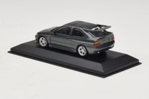 Ford Escort RS Cosworth Tumeroheline Metallik Minichamps 1:43 430086300 Metall - pilt 3/4