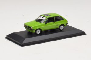 Ford Fiesta Mk1 Helerohe Maxichamps 1:43 940085100 Metall - pilt 2/4