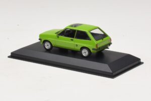 Ford Fiesta Mk1 Helerohe Maxichamps 1:43 940085100 Metall - pilt 3/4