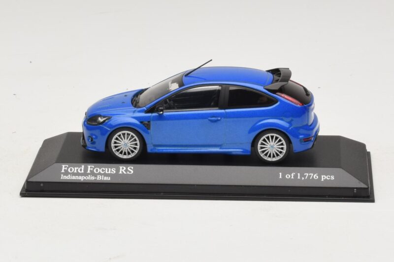 Ford Focus RS Mk2 Sinine Metallik Minichamps 1:43 Ford Focus RS Mk2 Sinine Metallik Minichamps 1:43 400088101 Metall