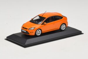 Ford Focus ST Mk2 Electric Orange Minichamps 1:43 400087302 Metall - pilt 2/4