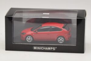 Ford Focus ST Mk2 Punane Minichamps 1:43 400087301 Metall - pilt 4/4