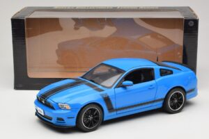 Ford Mustang Boss 302 S197 Sinine Shelby Collectibles 1:18 25414S Metall - pilt 8/8