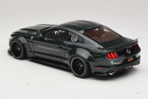 Ford Mustang Liberty Walk Roheline GT Spirit 1:18 GT838 Vaik - pilt 5/6