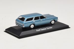 Ford Taunus TC Turnier Blue Metallic Maxichamps 1:43 940081311 Metall - pilt 2/4