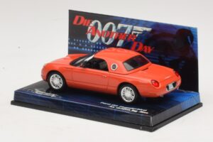 Ford Thunderbird Die Another Day Minichamps 1:43 045132 Metall - pilt 3/5