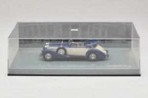 Horch 853 Cabriolet Sinine Minichamps 1:43 436012032 Metall - pilt 5/5