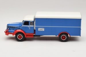 Krupp Titan Kastveok Sinine Punane Minichamps 1:43 439069040 Metall - pilt 3/6
