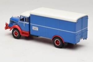 Krupp Titan Kastveok Sinine Punane Minichamps 1:43 439069040 Metall - pilt 5/6