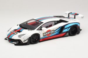 Lamborghini Aventador LB Works Martini Livery AUTOart 1:18 79185 Komposiit