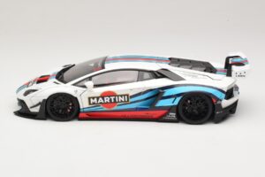 Lamborghini Aventador LB Works Martini Livery AUTOart 1:18 79185 Komposiit - pilt 4/8