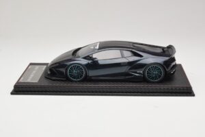 Lamborghini Huracan Liberty Walk Chameleon Blue GS Model 1:18 REMC045 Vaik - pilt 3/7