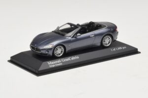 Maserati GranCabrio Hall Metallik Minichamps 1:43 400123931 Metall - pilt 2/4