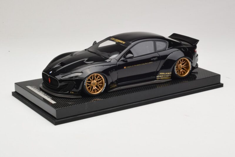 Maserati GranTurismo Liberty Walk Must Kuldsete Veljedega AB Models 1:18 MAS-LB08-C Vaik