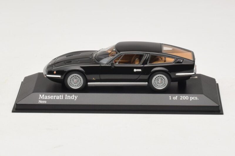 Maserati Indy Must Minichamps 1:43 Maserati Indy Must Minichamps 1:43 437123121 Metall