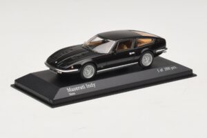 Maserati Indy Must Minichamps 1:43 437123121 Metall - pilt 2/4