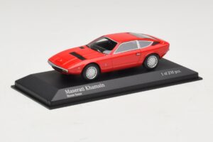 Maserati Khamsin Punane Minichamps 1:43 437123224 Metall - pilt 2/4