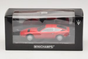 Maserati Khamsin Punane Minichamps 1:43 437123224 Metall - pilt 4/4