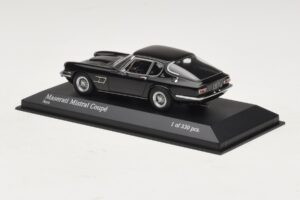 Maserati Mistral Must Minichamps 1:43 437123421 Metall - pilt 3/4