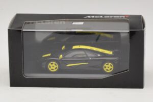 McLaren F1 Must Kollaste Triipudega Minichamps 1:43 MCLAREN004 Metall - pilt 4/4