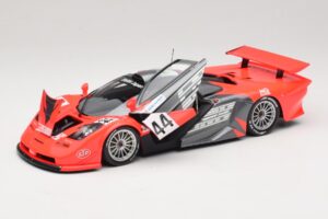 McLaren F1 GTR Lark #44 Tsuchiya / Ayles 24 Hours of Le Mans 1997 Minichamps 1:18 530133744 Metall - pilt 2/8