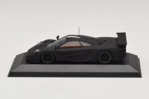 McLaren F1 GTR Longtail Must Matt 1997 Minichamps 1:43 MCLAREN010 Metall - pilt 3/4