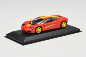 McLaren F1 Punane Kollaste Triipudega Minichamps 1:43 MCLAREN006 Metall