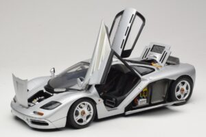 McLaren F1 Hõbe Minichamps 1:12 530133123 Metall - pilt 2/8