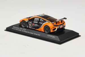 McLaren MP4-12C GT3 #15 Boutsen Racing Bovy / Broggi 24 Hours of Spa 2012 Minichamps 1:43 437121315 Metall - pilt 3/4