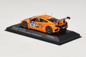 McLaren MP4-12C GT3 #69 Dorr Motorsport Adams / S. Asch 24 Hours of Nurburgring 2014 Minichamps 1:43 437141369 Metall - pilt 3/4