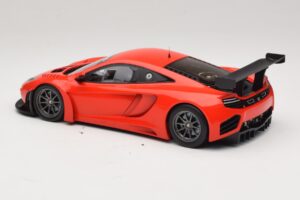 McLaren MP4-12C GT3 Punane 2013 Minichamps 1:18 151121392 Metall - pilt 5/6