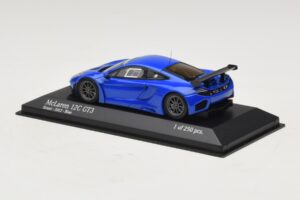 McLaren MP4-12C GT3 Street Sinine Minichamps 1:43 437121397 Metall - pilt 3/4