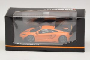 McLaren MP4-12C GT3 Street Oranž Minichamps 1:43 437121399 Metall - pilt 4/4