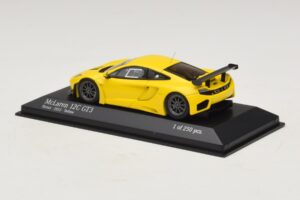 McLaren MP4-12C GT3 Street Kollane Minichamps 1:43 437121396 Metall - pilt 3/4