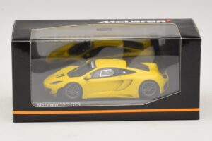 McLaren MP4-12C GT3 Street Kollane Minichamps 1:43 437121396 Metall - pilt 4/4