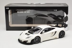 McLaren MP4-12C GT3 Valge 2013 Minichamps 1:18 151121394 Metall - pilt 6/6