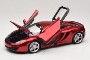 McLaren MP4-12C Punane Metallik Minichamps 1:18 110133022 Metall - pilt 2/8
