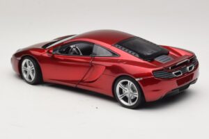 McLaren MP4-12C Punane Metallik Minichamps 1:18 110133022 Metall - pilt 7/8