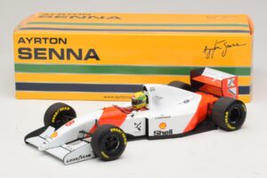 McLaren MP4/8 Ford #8 A. Senna Winner Japanese GP 1993 Minichamps 1:18 540931878 Metall - pilt 2/7