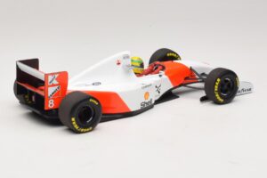 McLaren MP4/8 Ford #8 A. Senna Winner Japanese GP 1993 Minichamps 1:18 540931878 Metall - pilt 6/7
