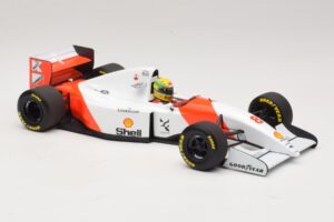 McLaren MP4/8 Ford #8 A. Senna Winner Japanese GP 1993 Minichamps 1:18 540931878 Metall - pilt 7/7