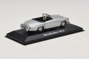 Mercedes 190 SL W121 Hõbe Maxichamps 1:43 940033130 Metall - pilt 2/4