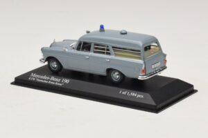 Mercedes 190 W110 Kiirabi DRK Minichamps 1:43 400037270 Metall - pilt 3/4