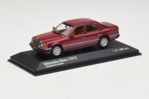 Mercedes 230E W124 Punane Metallik Minichamps 1:43 400037001 Metall - pilt 2/4
