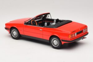 Mercedes 300 Kabriolett Tumepunane Minichamps 1:43 437032131 Metall - pilt 5/6