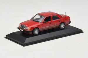 Mercedes 300D W124 Turbo Punane Minichamps 1:43 3210 Metall - pilt 2/4